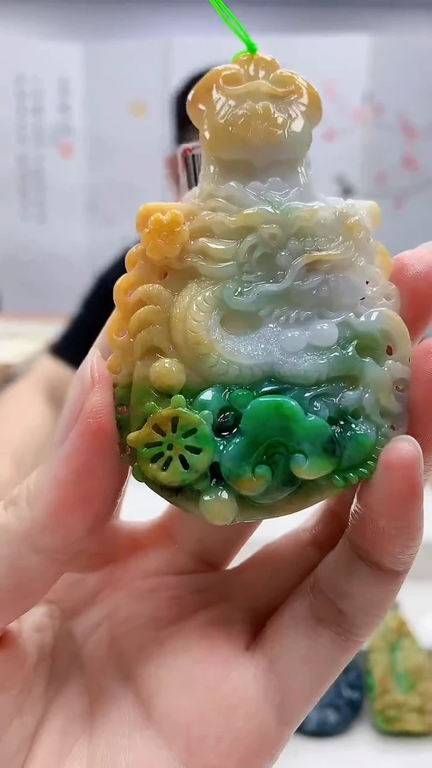 定制翡翠未镶嵌5124zm-毛货挂件136