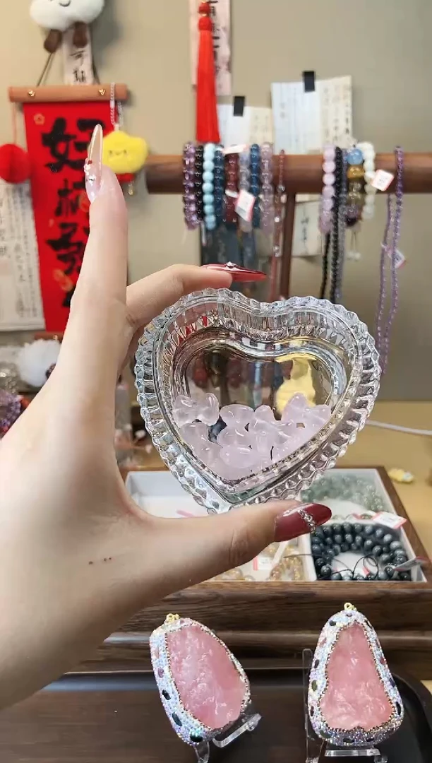 【闪购商品】水晶手链未镶嵌c10粉水晶蝴蝶结