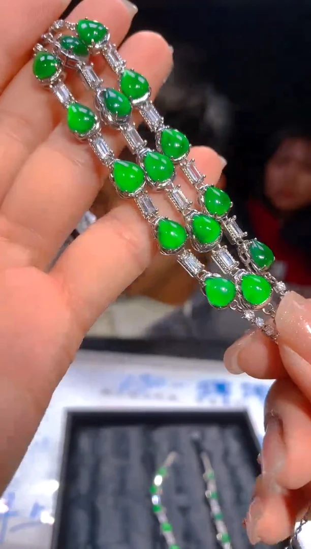 【闪购商品】定制翡翠未镶嵌26-多样性发货（发其一）