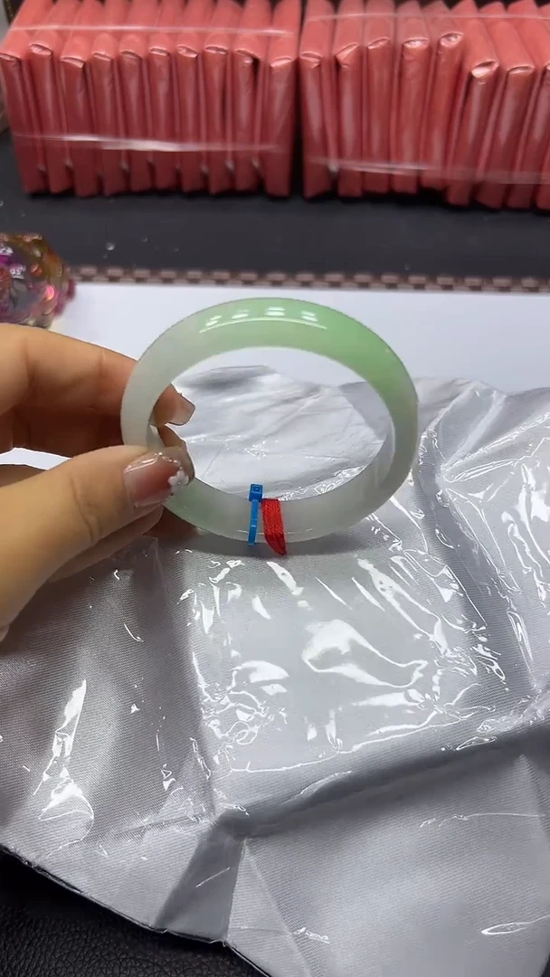 无非金属60号手镯60.7圈口雪