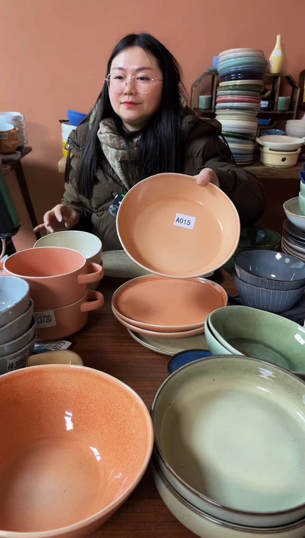 【闪购商品】碗A015 陶瓷橙色深盘一个可能微瑕