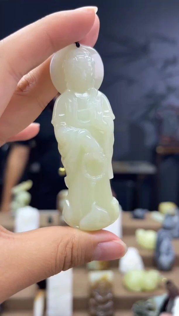 颈饰未镶嵌和田玉1