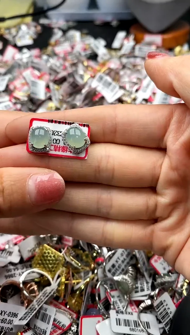 【闪购商品】翡翠戒指银S925镶嵌4444444    5