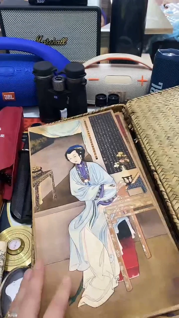 瓷片闪购商品 如图所示