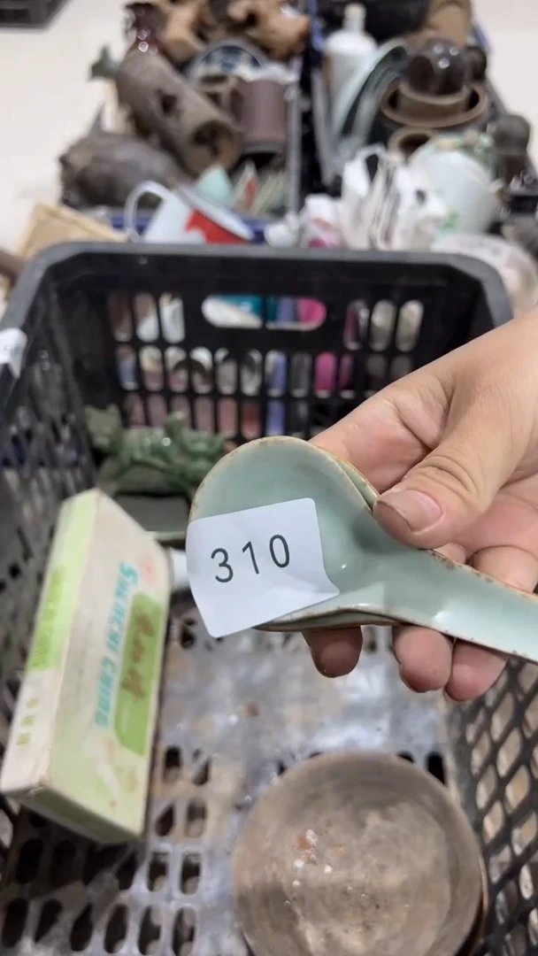 陶瓷李*军工艺品摆件310