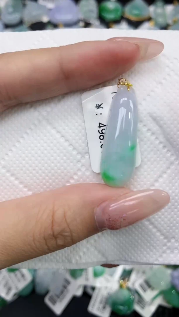 颈饰18K金镶嵌翡翠1111111111