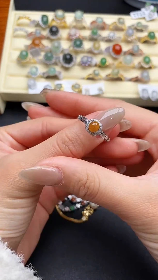 【闪购商品】翡翠戒指银S925镶嵌8888888+3