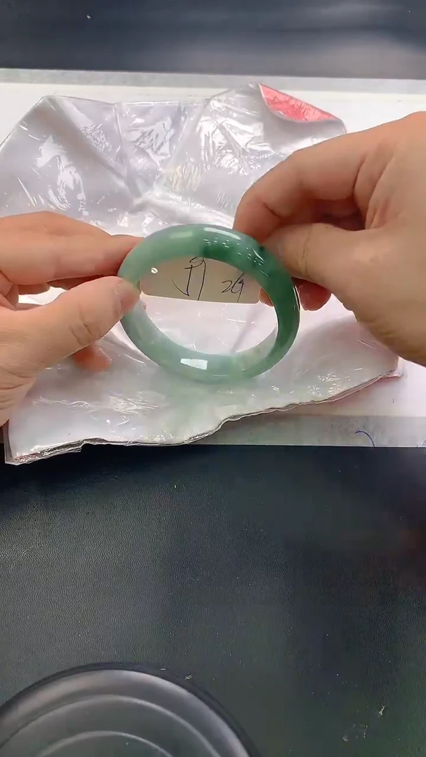 未镶嵌手镯翡翠262