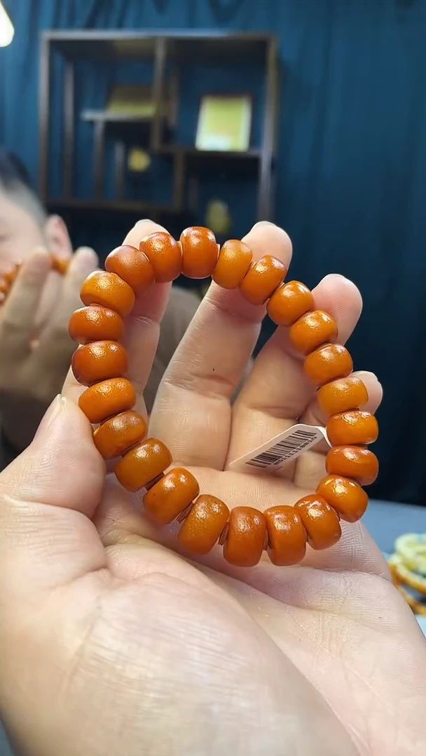 手串琥珀未镶嵌?**豆蜜蜡老型手串