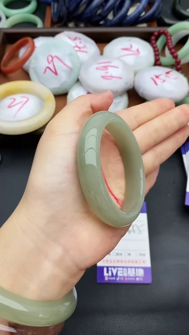 未镶嵌手镯石英质玉60+54/55