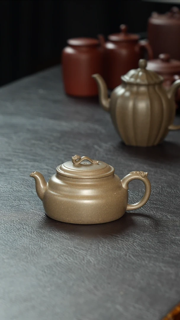 茶壶紫砂乡**活紫灵壶现货