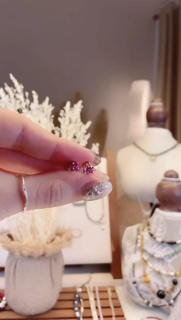 无925银2366芭比粉色小耳扣