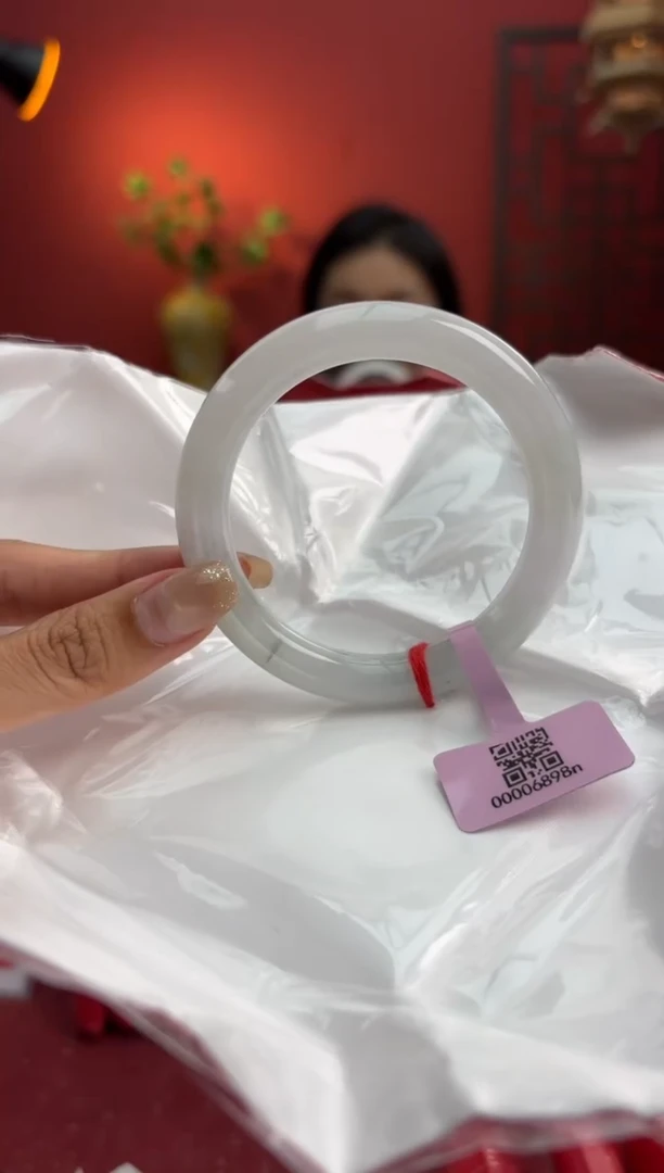 未镶嵌手镯（圆镯）翡翠翡翠 手镯5