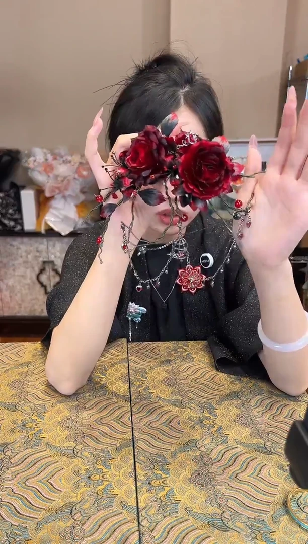 刺绣布*丁非遗绒花（发饰）