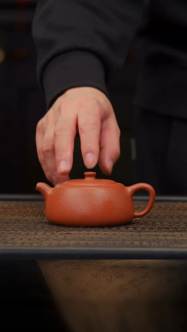 【闪购商品】紫砂茶壶67空山造器  纯红井栏