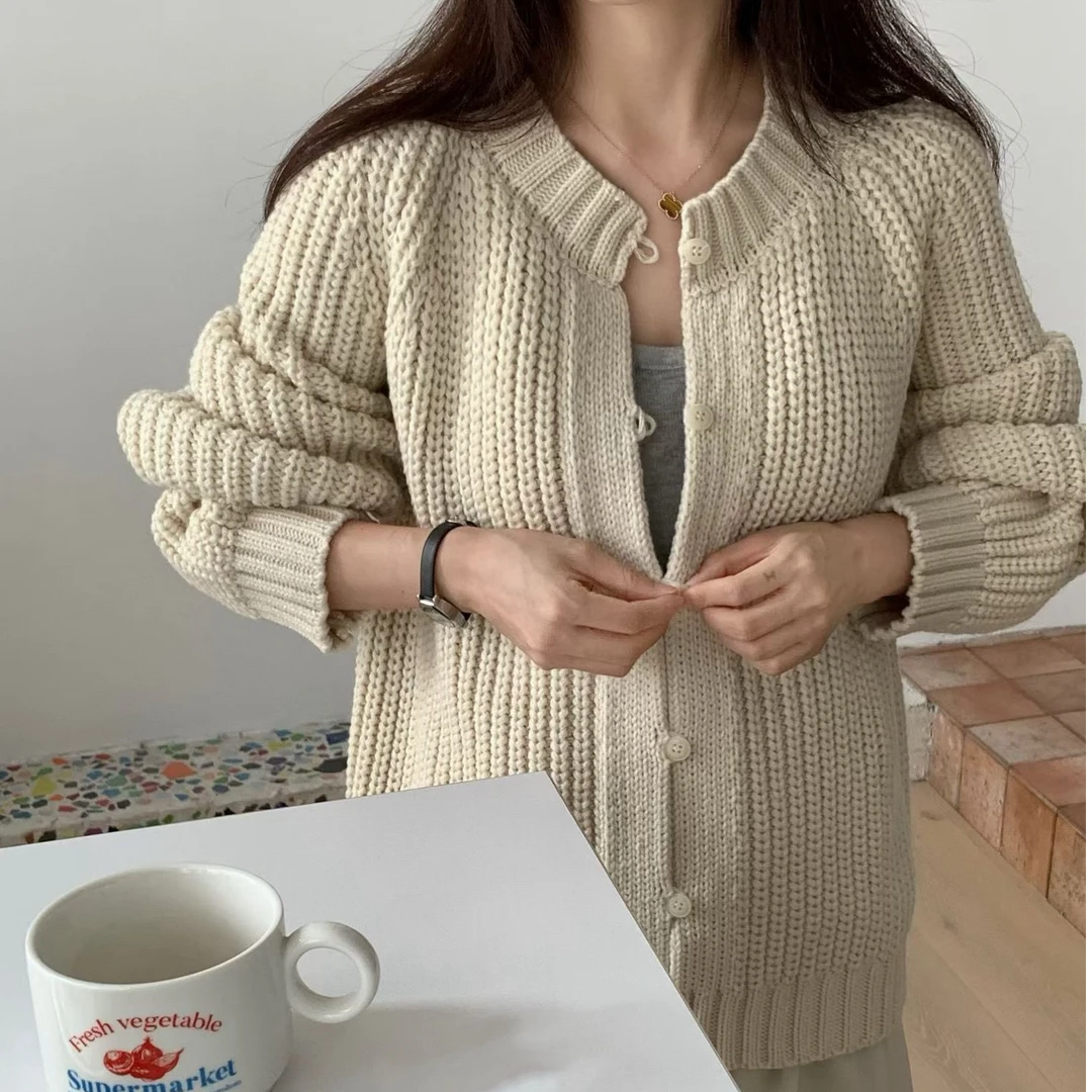 K2333（素调气质系）韩系温柔粗针毛衣