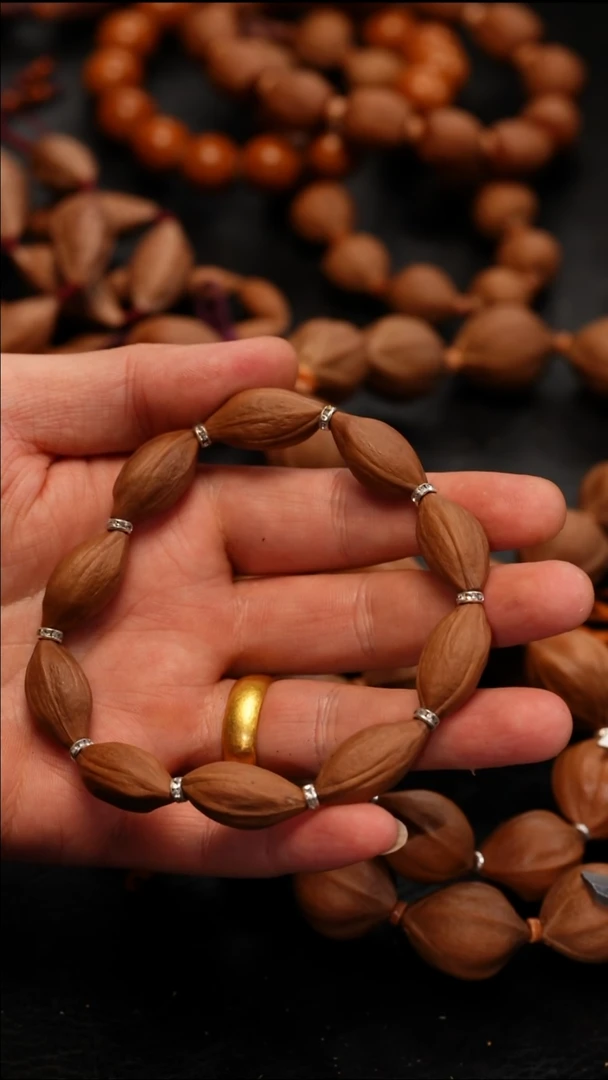 橄榄核吊坠橄榄核