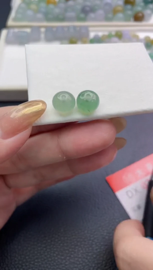 未镶嵌定制翡翠眉*珠子