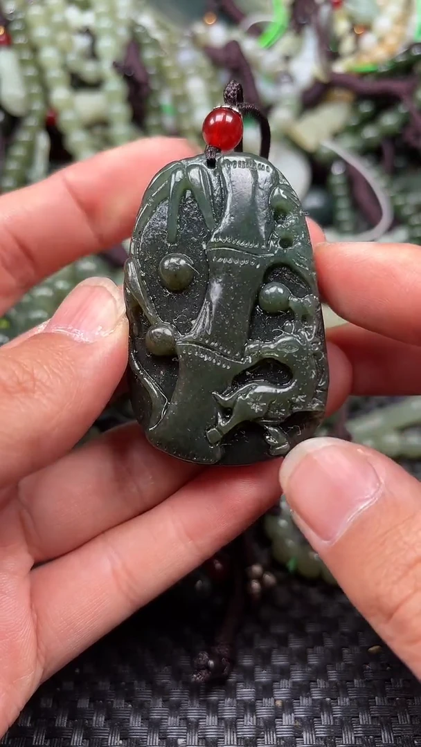 【闪购商品】和田玉颈饰未镶嵌.