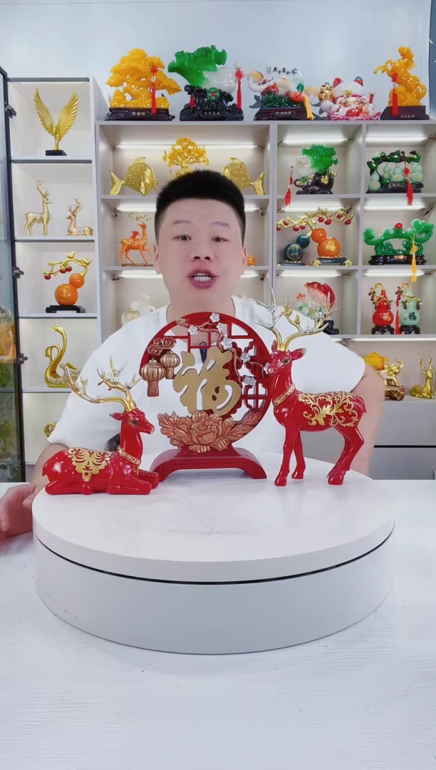 摆件红色福禄摆件