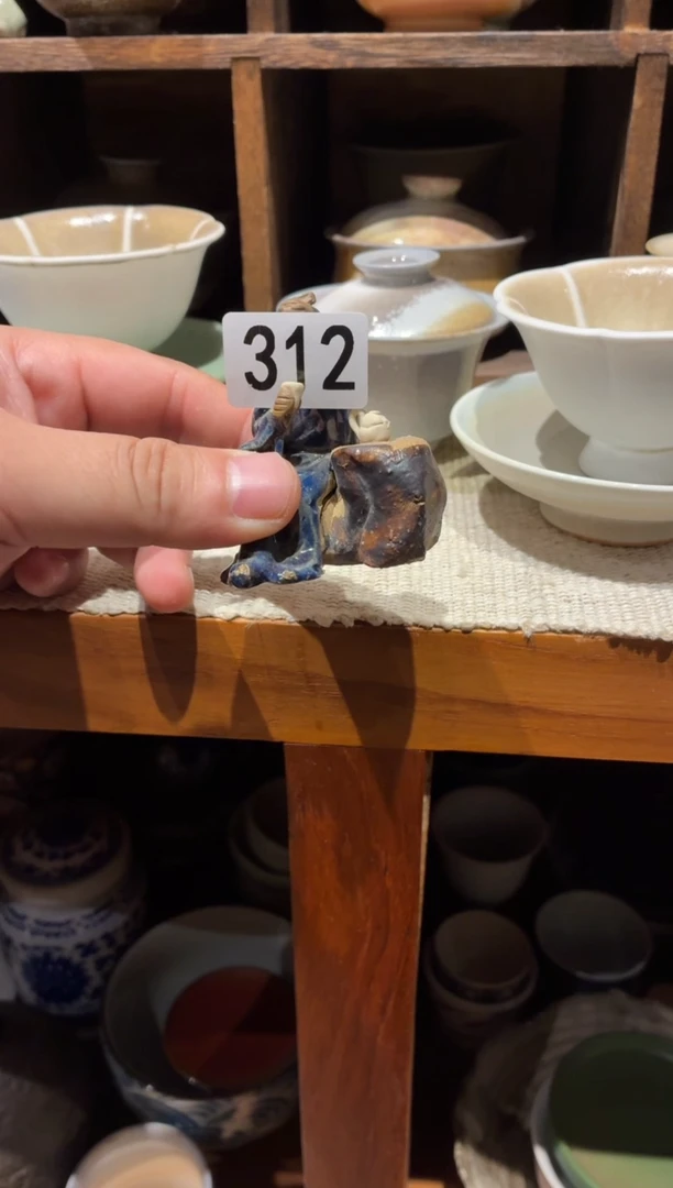 瓷片愛*絲312微瑕手工摆件1个