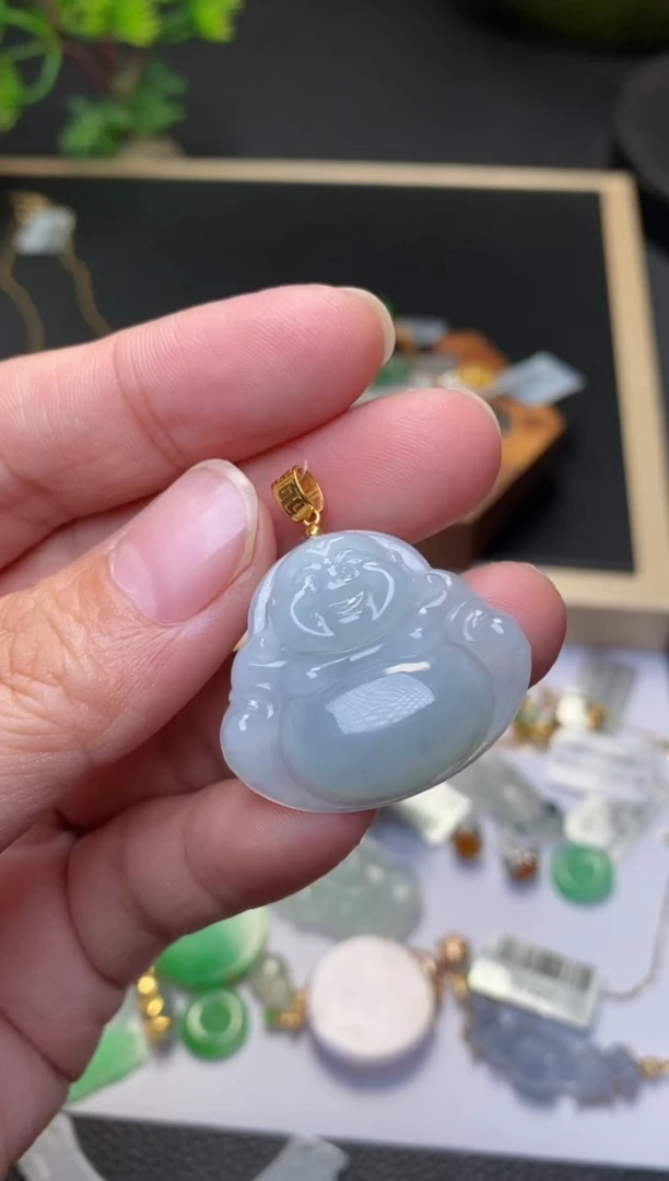 颈饰18K金镶嵌翡翠净货31066