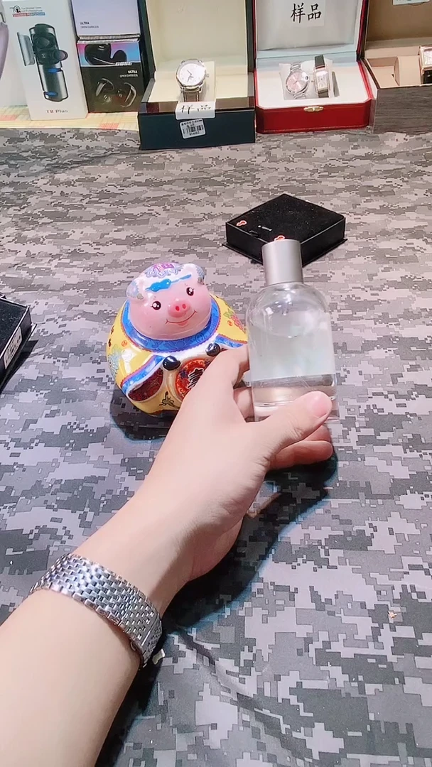 瓷片瓷器 库房到期 全部地板价@@1