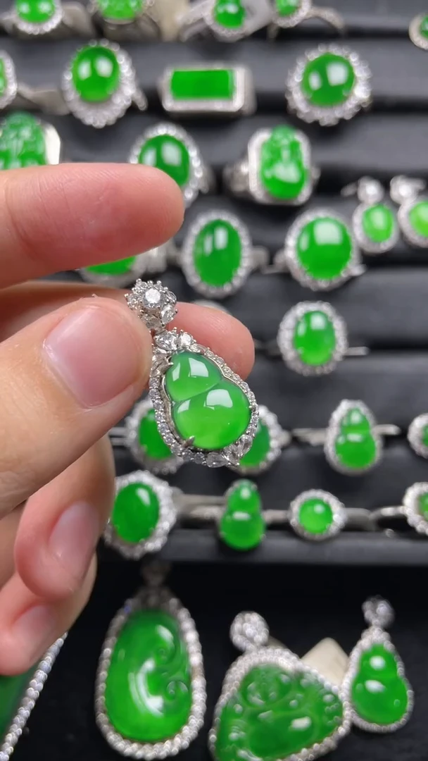 颈饰银S925镶嵌翡翠翡翠