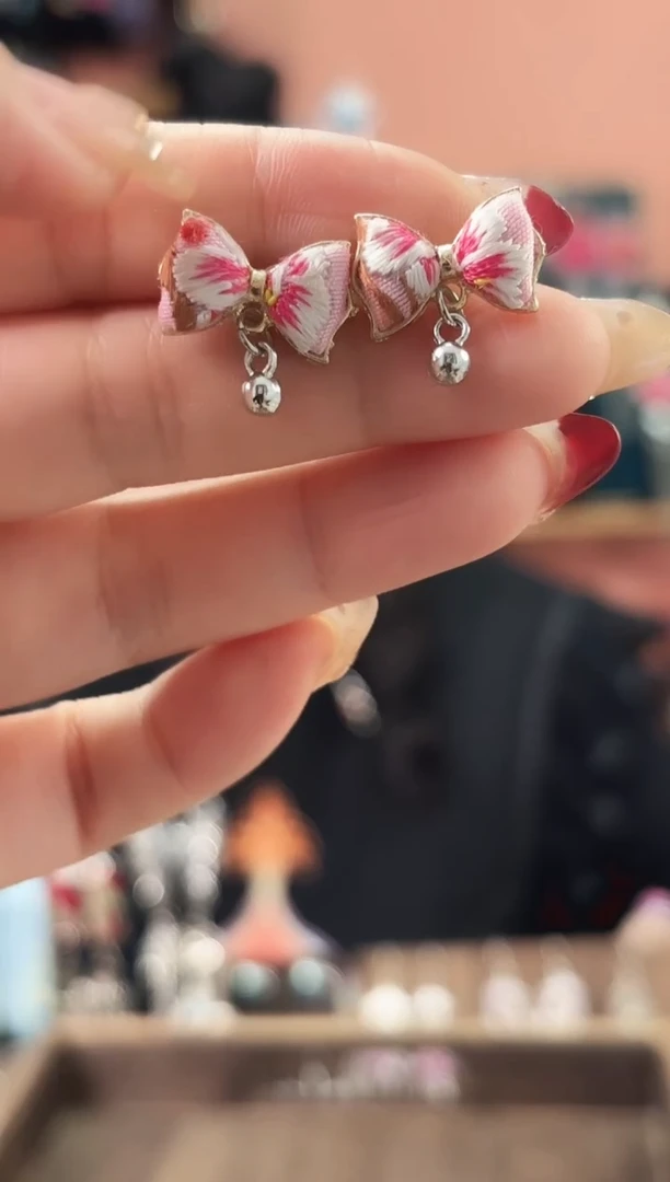 织绣艺枝独绣手工饰品34