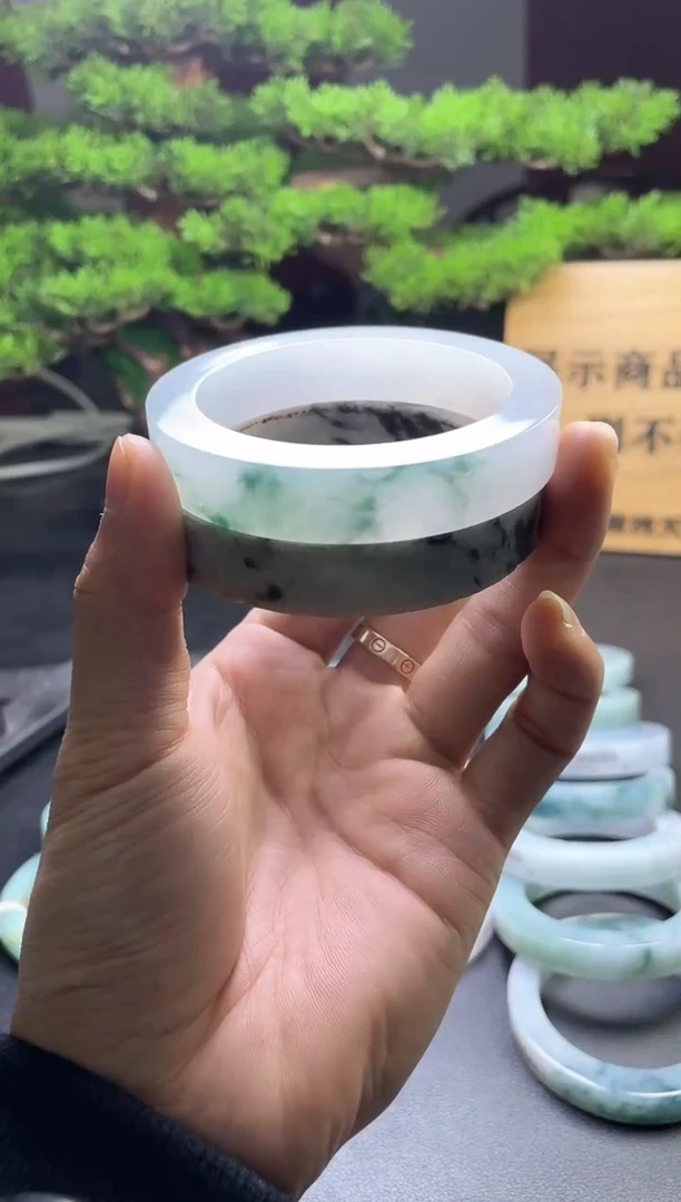 未镶嵌毛胚定制翡翠怪****你多样性发其一