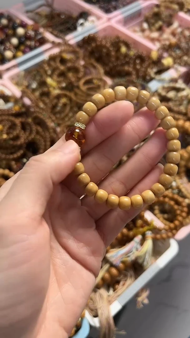 手串琥珀未镶嵌龙脊老型7*8mm搭配琥珀