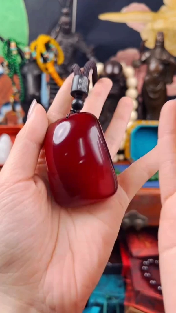 【闪购商品】琥珀裸石未镶嵌飞飞直播推荐精品 血珀无事牌