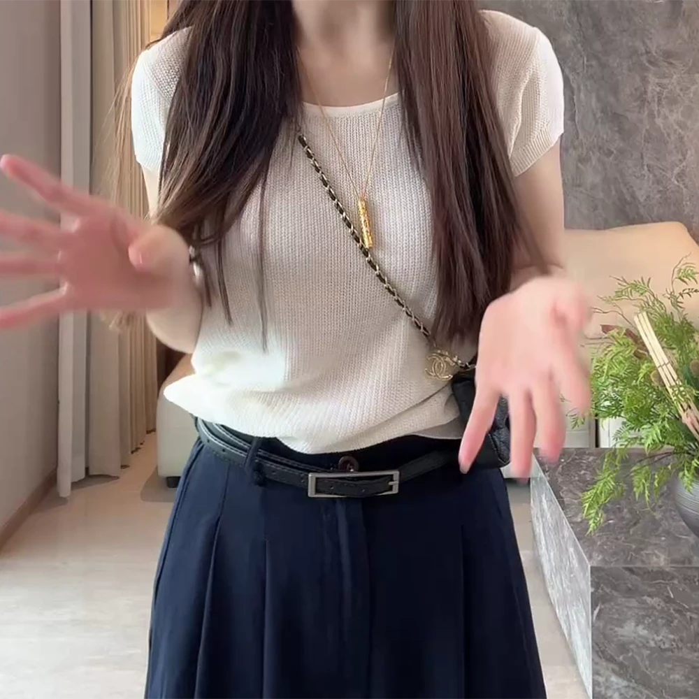 新款‘’设计师‘’时尚休闲气质穿搭针织短袖上衣女夏季