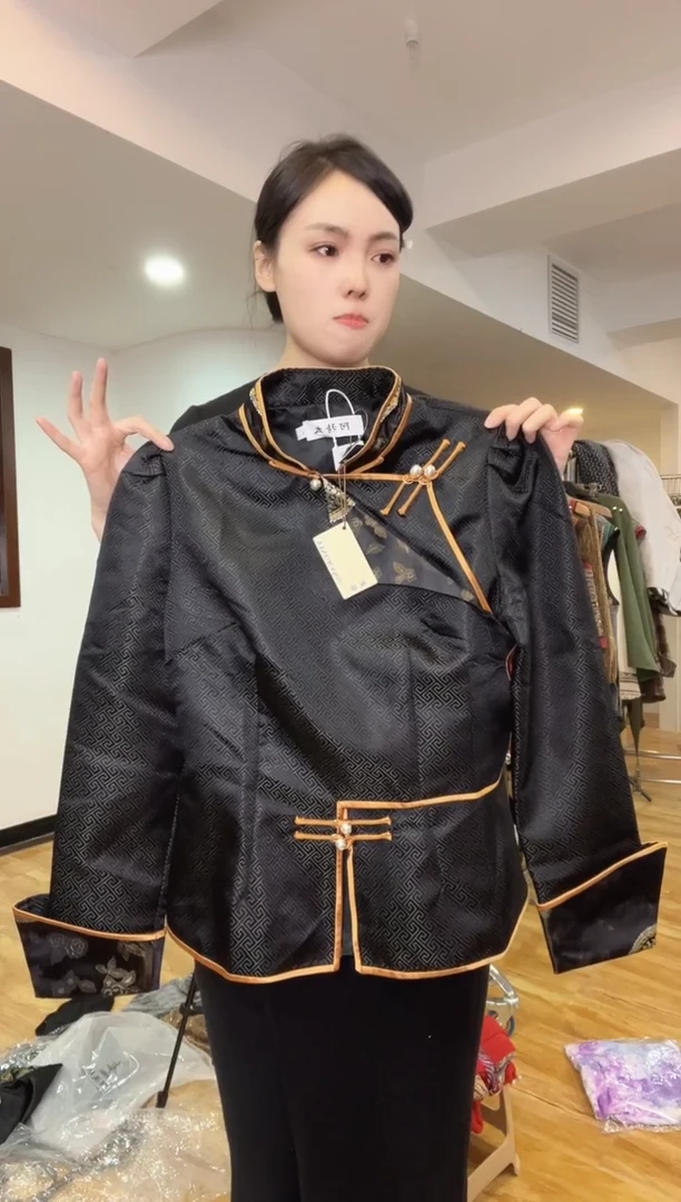 XL码      115-125斤