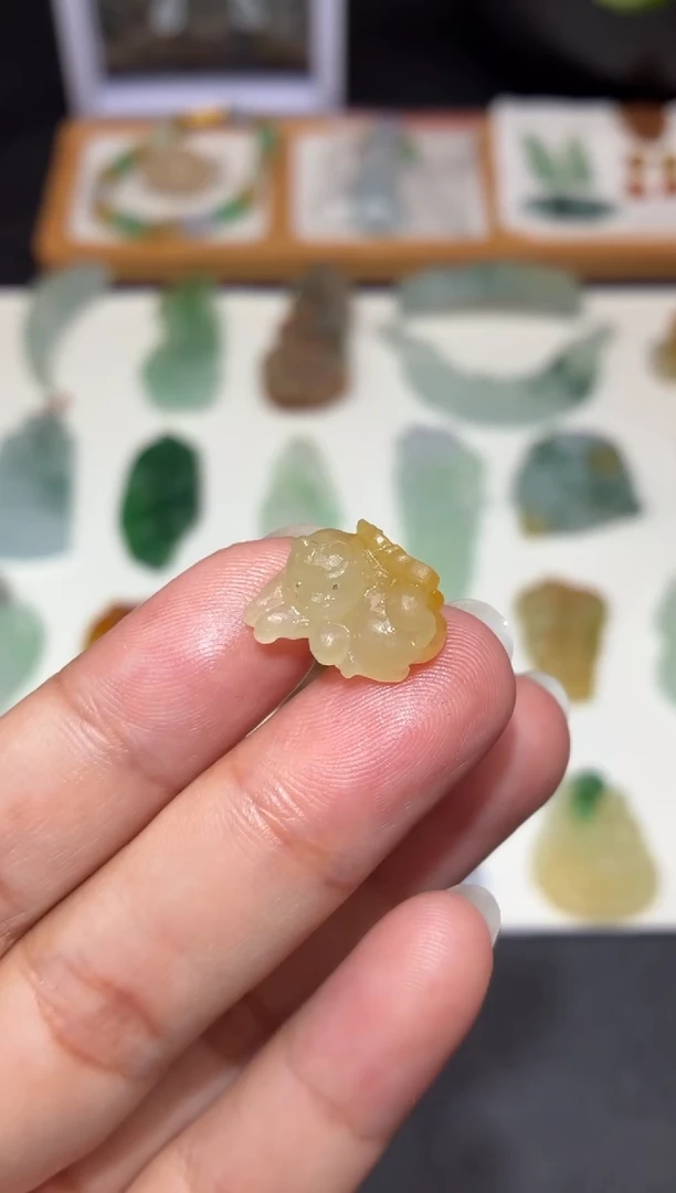 未镶嵌定制翡翠小猫咪