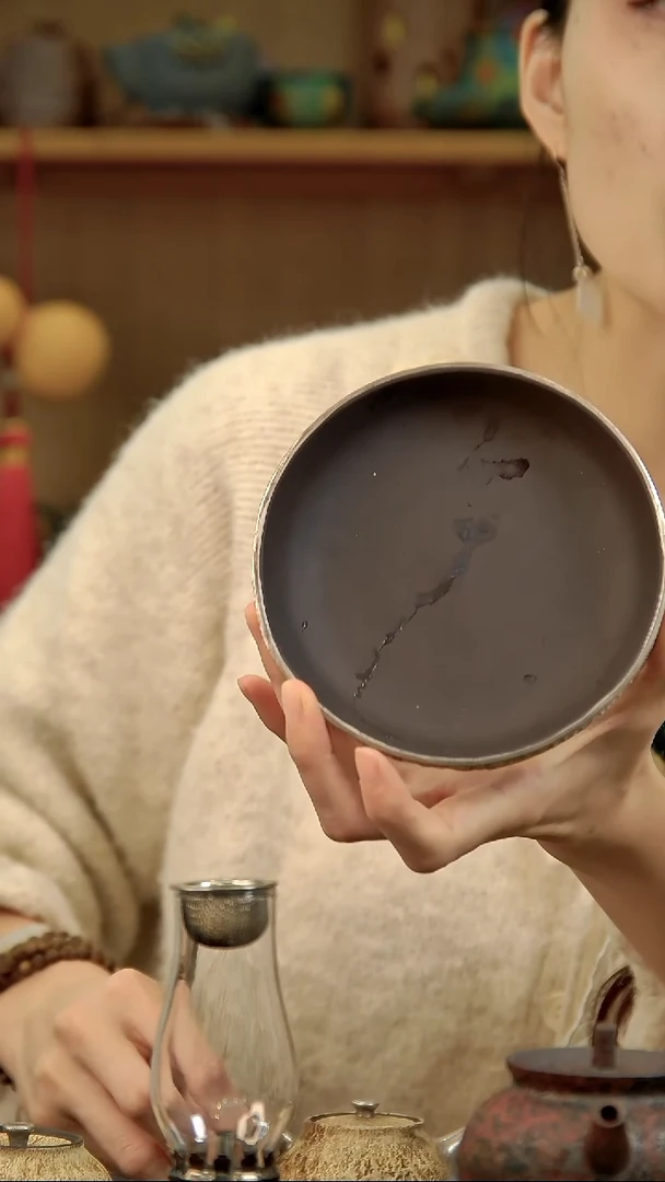 言野手作 粉引仿古锤纹三足壶承