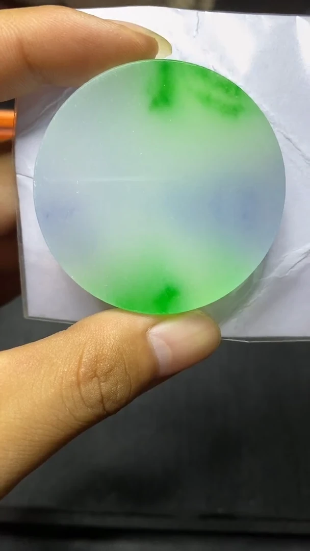 玉冰绿紫镯心料圆牌（已抛光）