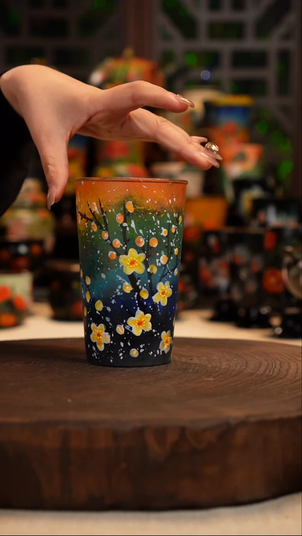 油画    釉下彩   杯子