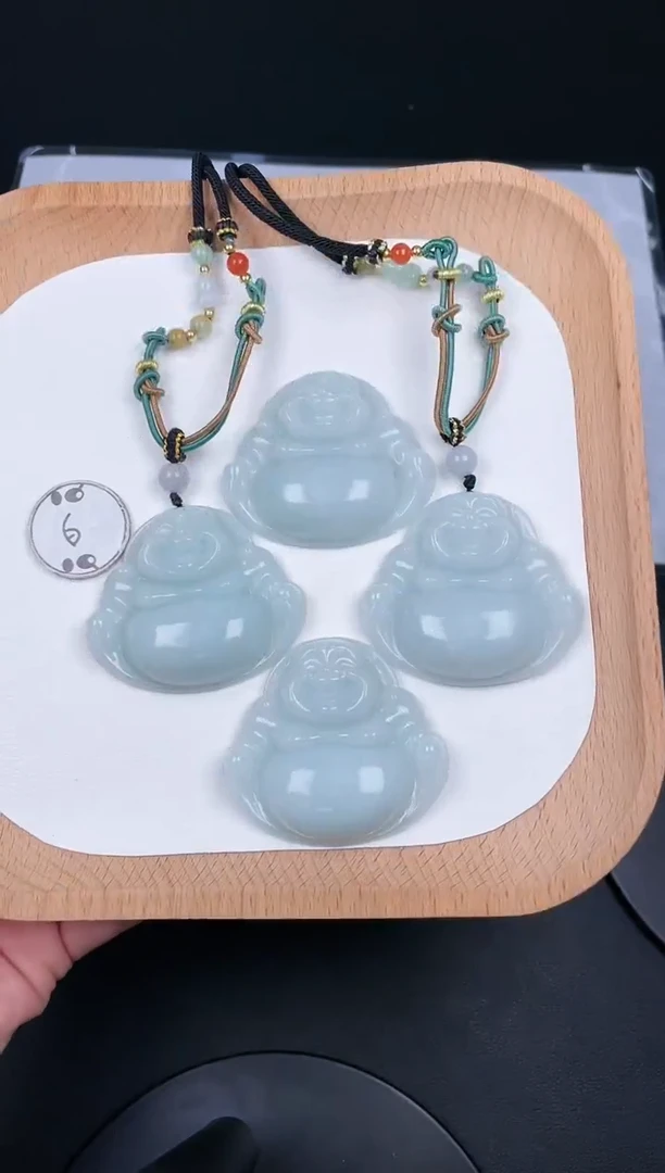 翡翠未镶嵌颈饰LA008翡翠细晴绿大佛（多样性发其一）