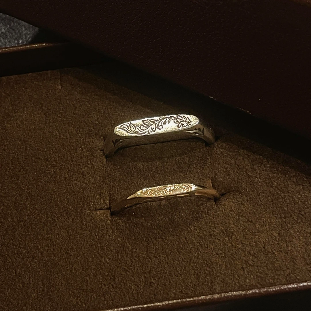 铜合金戒指 复古做旧两色花纹雕刻戒指时尚高级感秋冬百搭食指戒