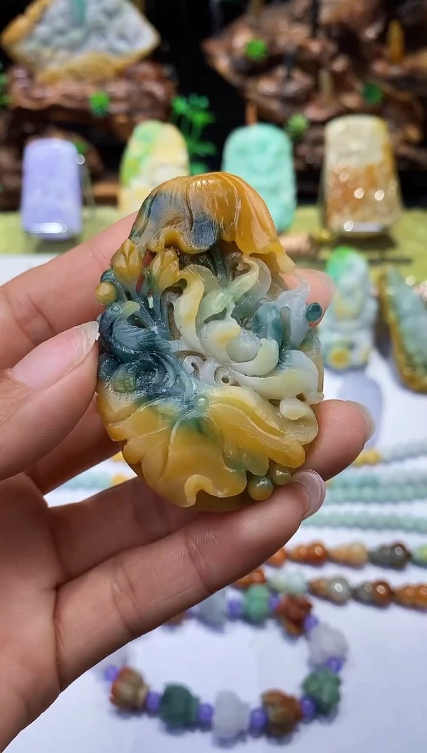 【闪购商品】定制翡翠未镶嵌A货翡翠