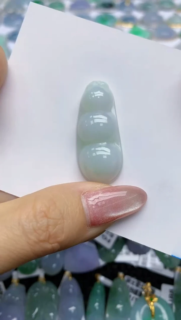 【闪购商品】翡翠挂件未镶嵌天然翡翠A货