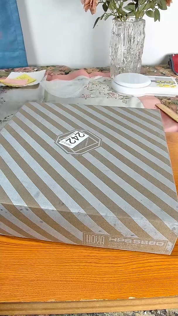 瓷片?**边小淼海外陶瓷工艺品