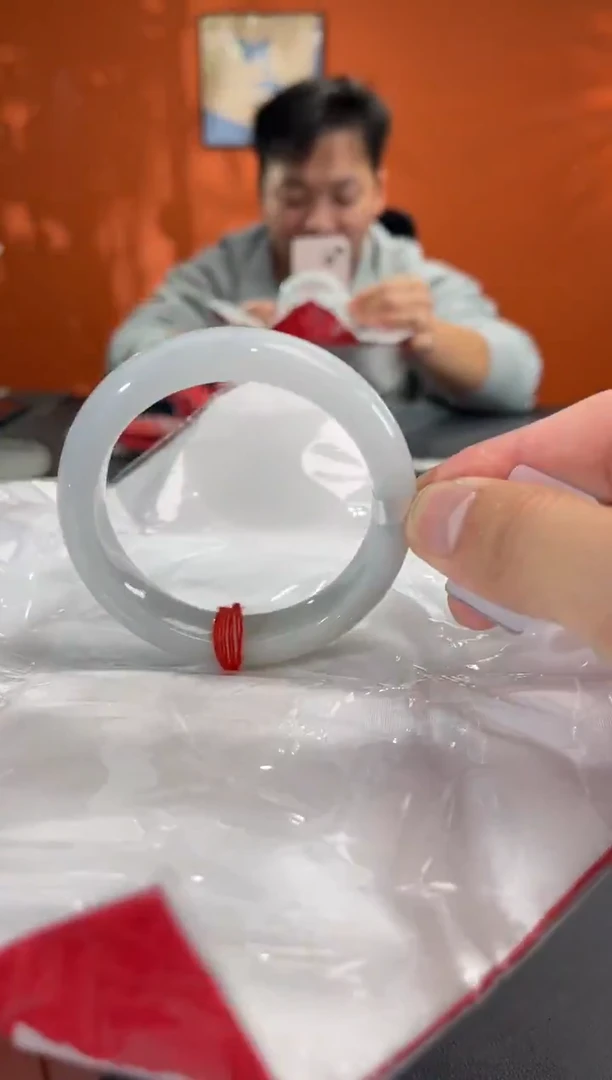 未镶嵌手镯翡翠55