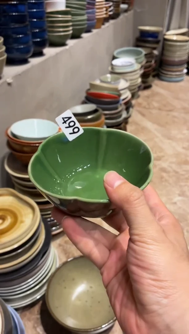 瓷片s****y499绿色花瓣碗1个