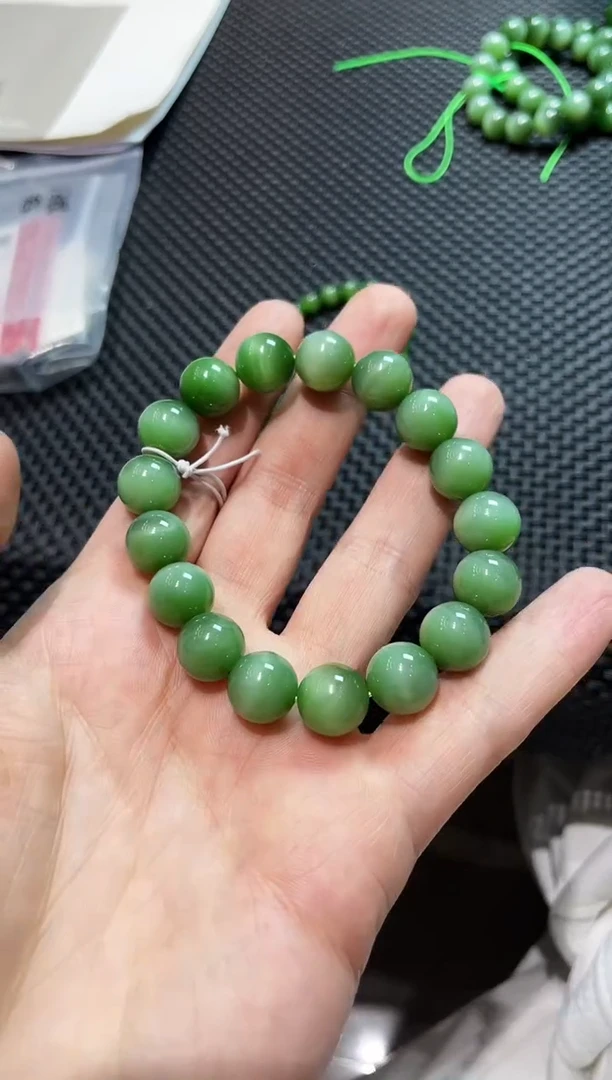 颈饰未镶嵌和田玉和田玉碧玉猫眼手串12mm