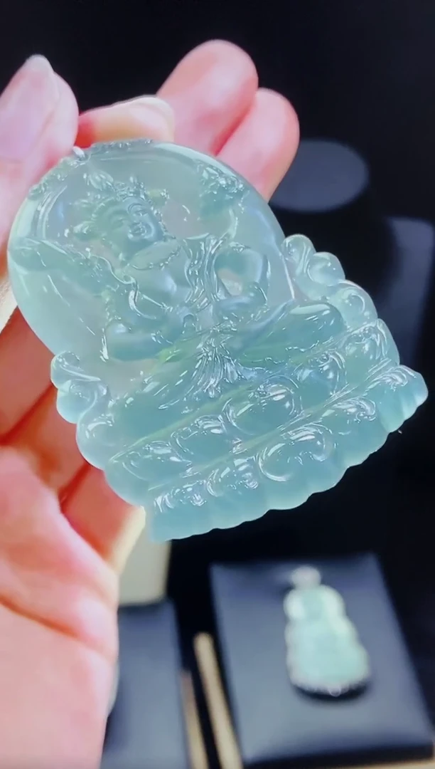 颈饰未镶嵌翡翠1