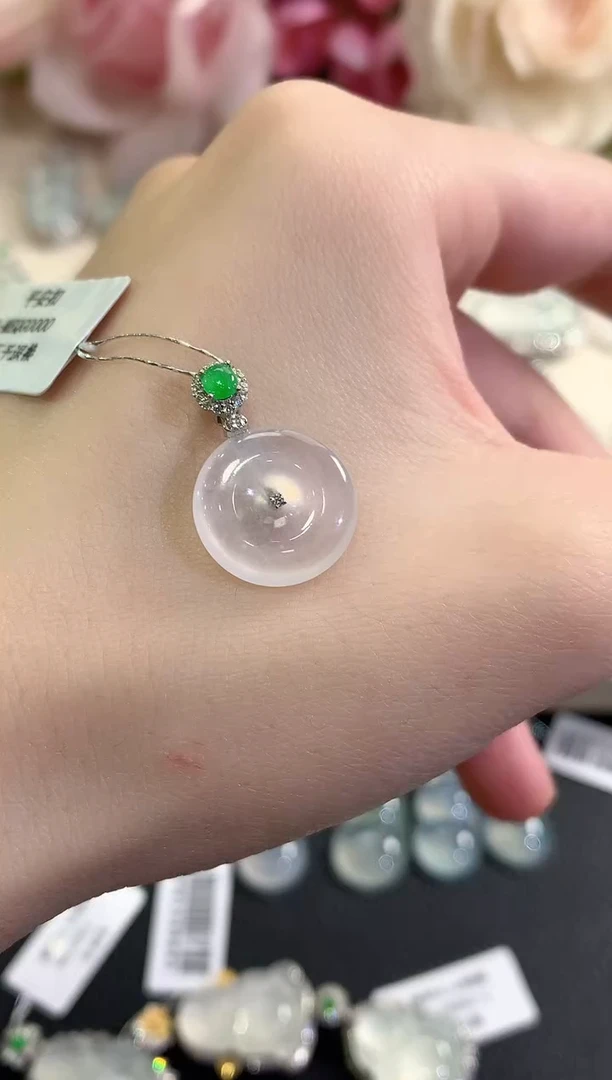 吊坠(不含链)18K金镶嵌翡翠冬日珠宝多样性发货一件Q22