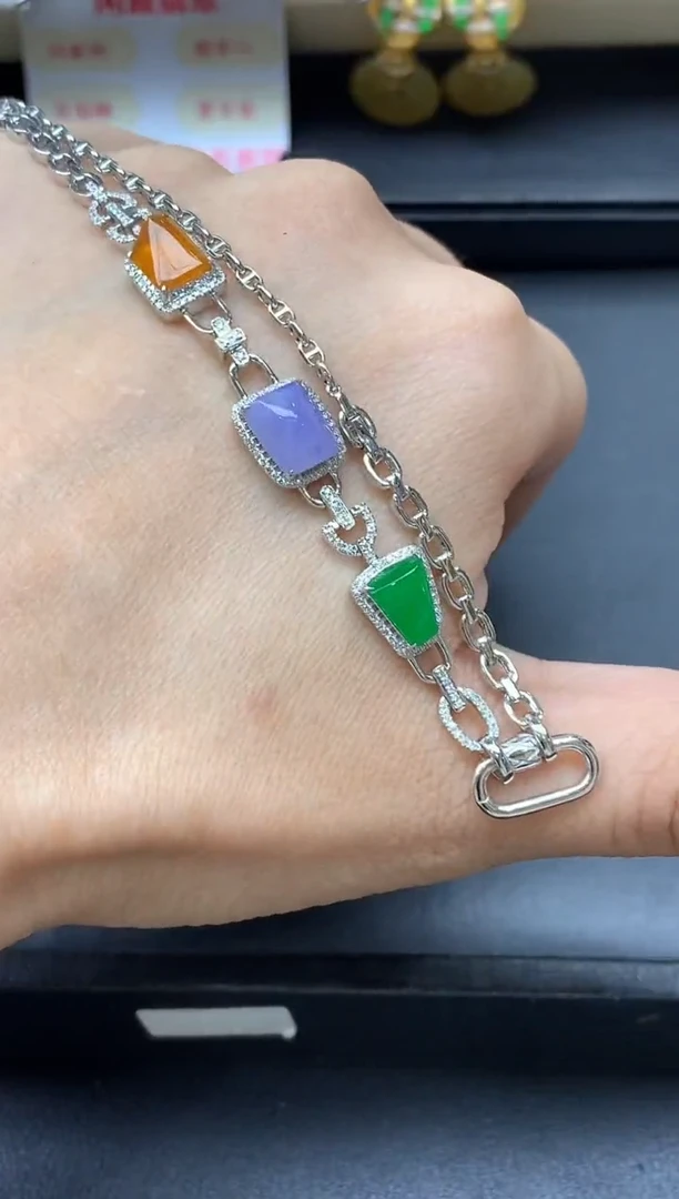 颈饰18K金镶嵌翡翠820-中国好珍宝