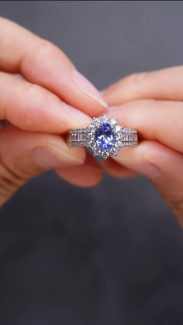 手饰银S925镶嵌坦桑石手饰